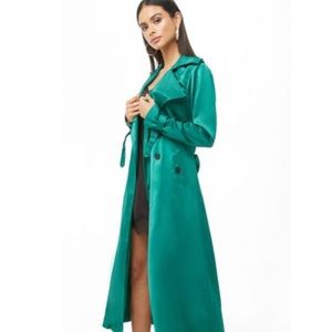 Brand new Hera Collection duster in emerald green